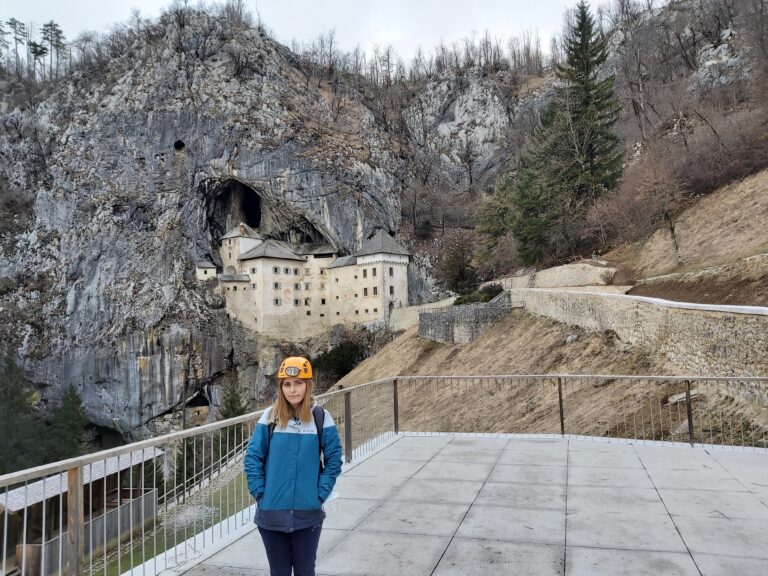 Od knjige do pećine